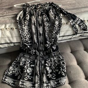 WHBM blouse/tunic black &cream size S